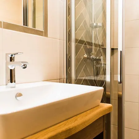 Gaestehaus Erika - By Mynests Schladming