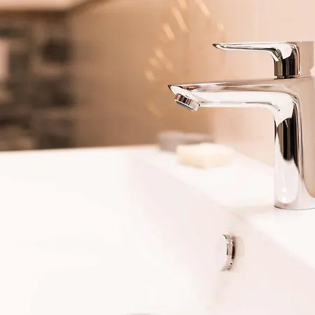 Gaestehaus Erika - By Mynests Affittacamere 4*