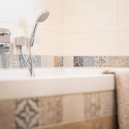 Πανσιόν Gaestehaus Erika - By Mynests 4*