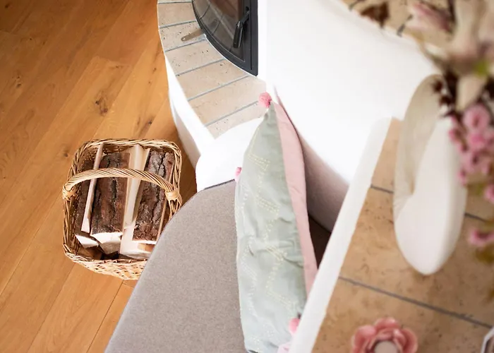 Gaestehaus Erika - By Mynests Gasthuis Schladming